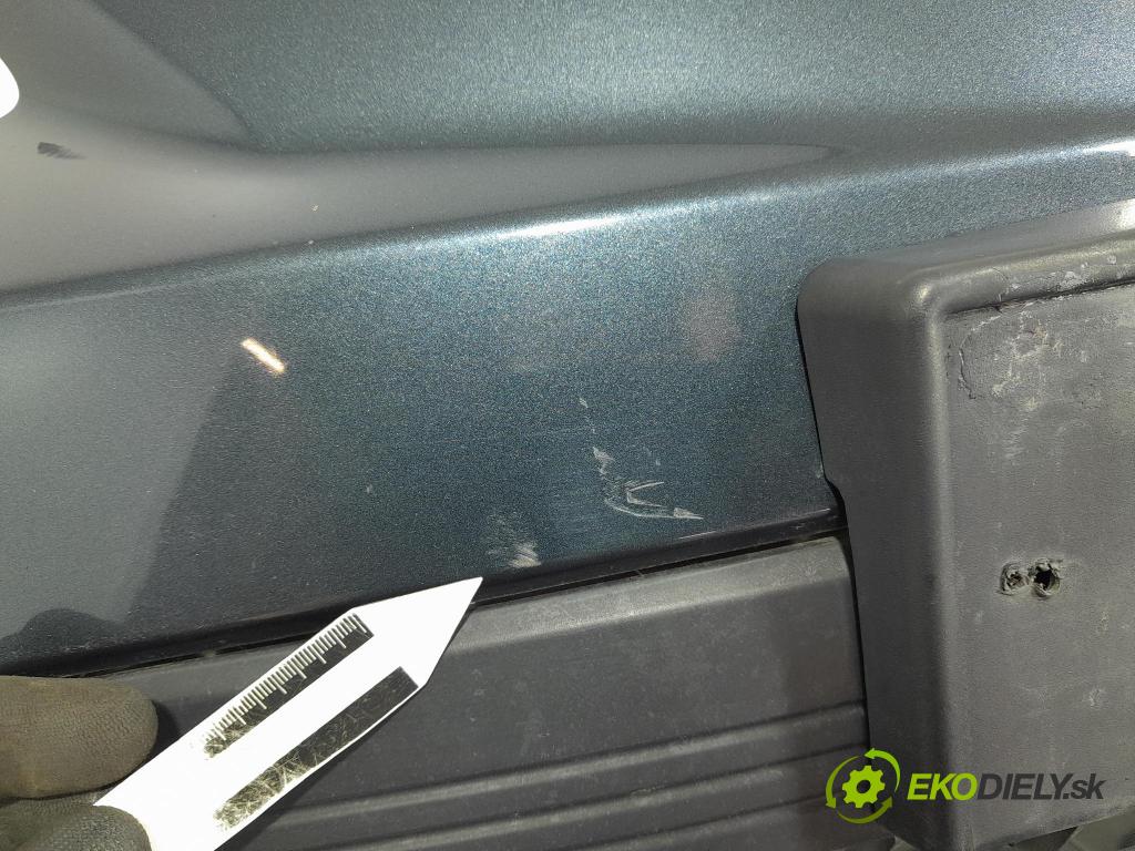 Mazda 3 2009 nárazník před