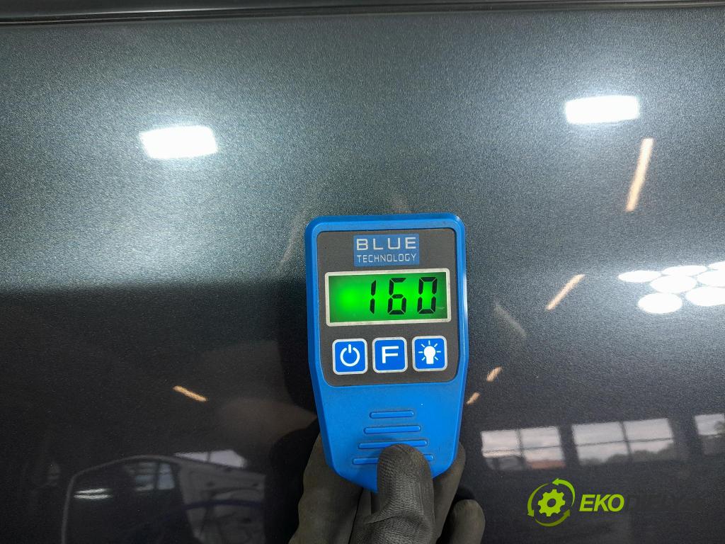 Mazda 3 2009 dvere Predné Vľavo: