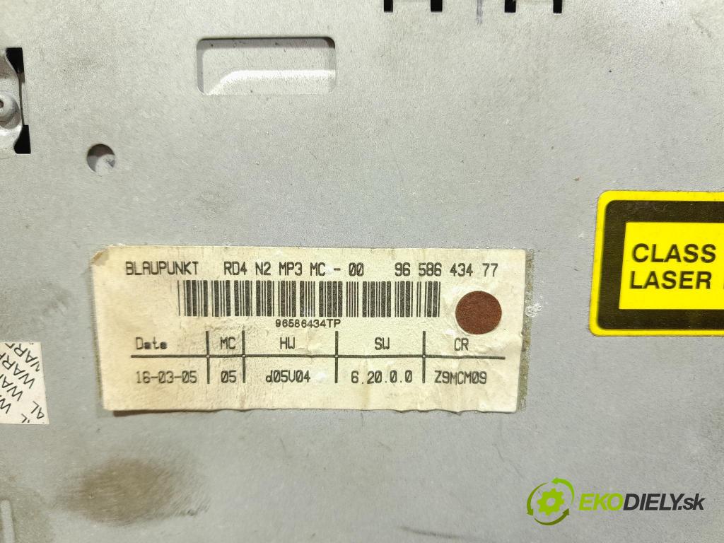 Peugeot 607 2006 Radio I Navigácia: 9658643477
