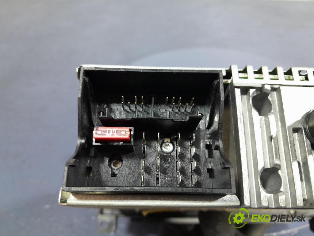 Peugeot 607 2006 Radio I Navigácia: 9658643477