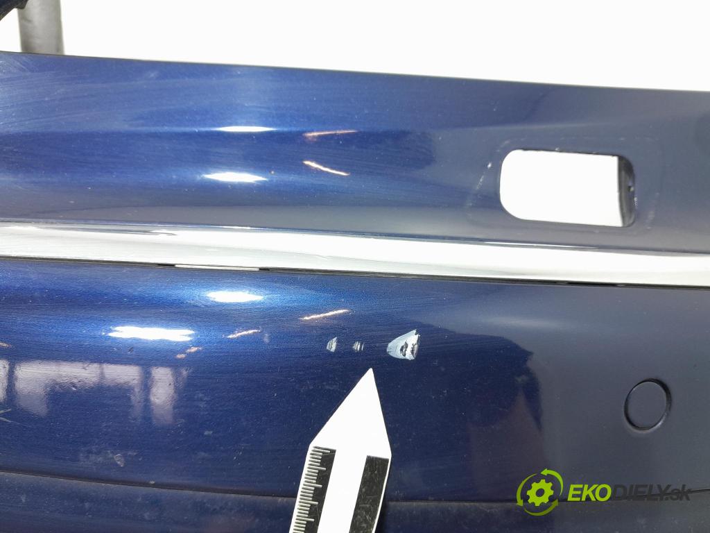 Peugeot 607 2006 nárazník před