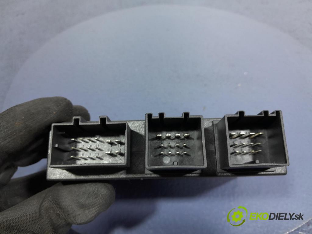 Audi A6 2007 řídící jednotka 4F0907383B