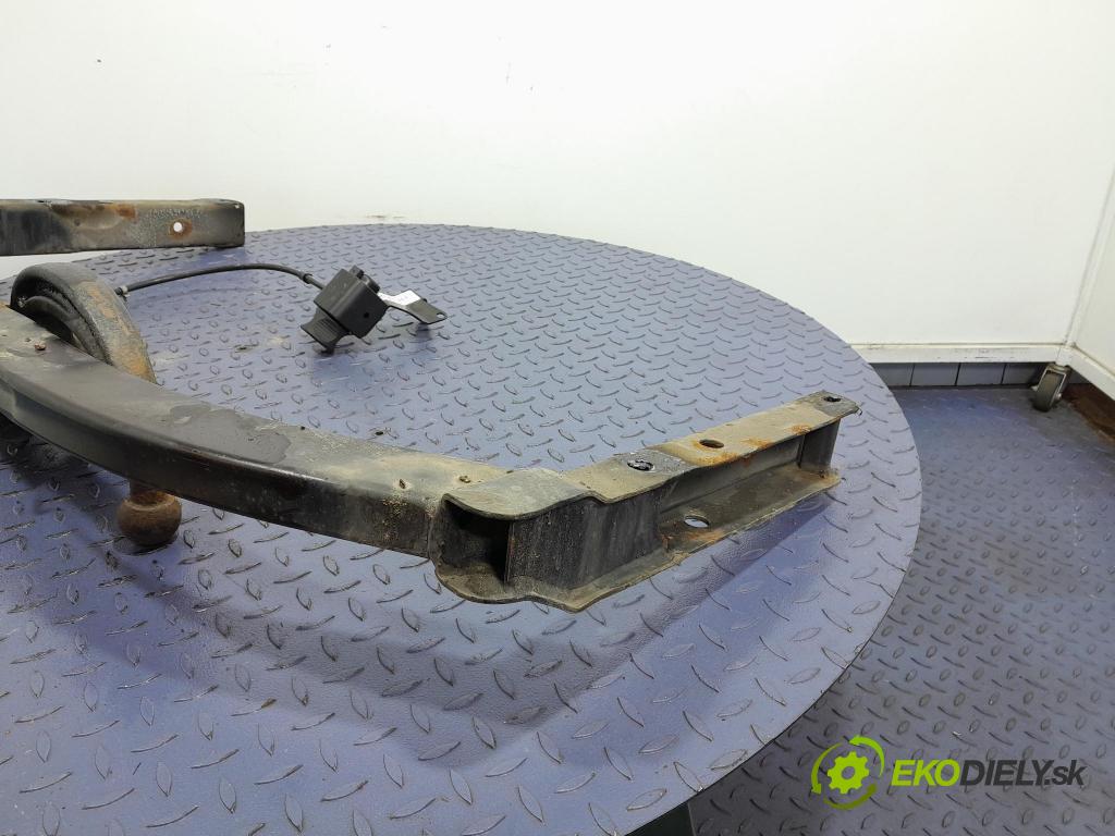 Audi A6 2007 oko Do Přívěsy 4F0800491C