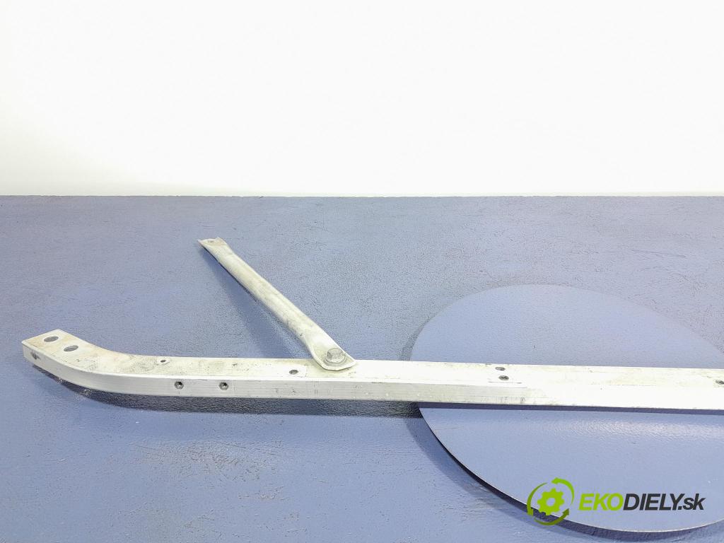 Bmw X3 2020 výztuha Čelní / stěna Přední 7400109