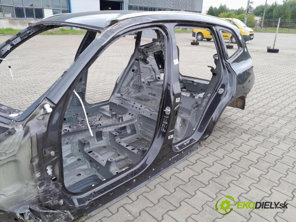 Bmw X3 2020 práh Levý: