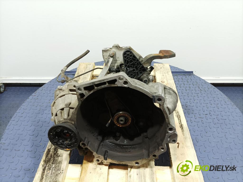 Vw Golf 2009 prevodovka Manualna LLL