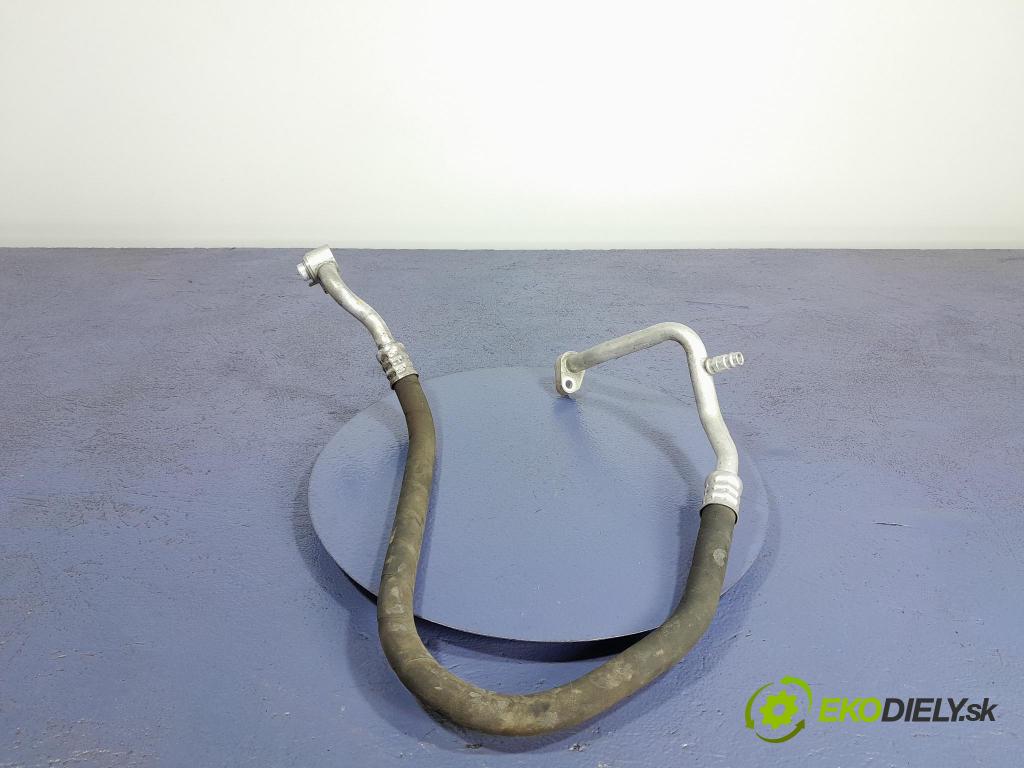 Bmw X3 2020 trubka Klimatizace: 9868413