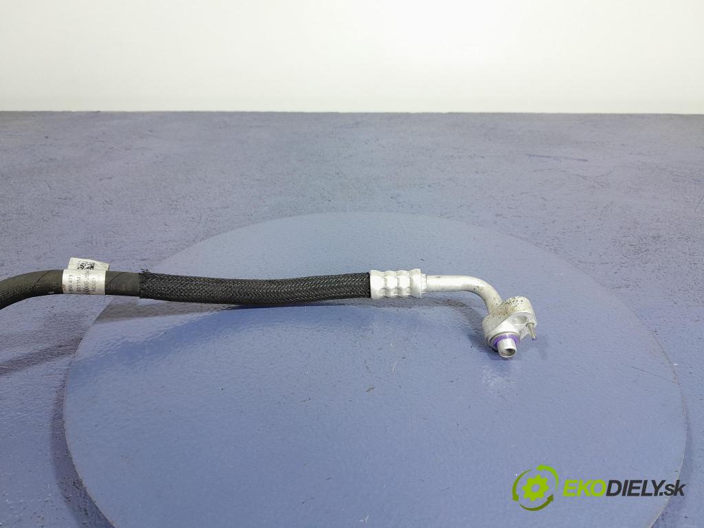 Bmw X3 2020 trubka Klimatizace: 9868419