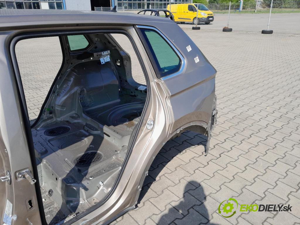 Vw Tiguan 2019 blatnik Zad: Levý: