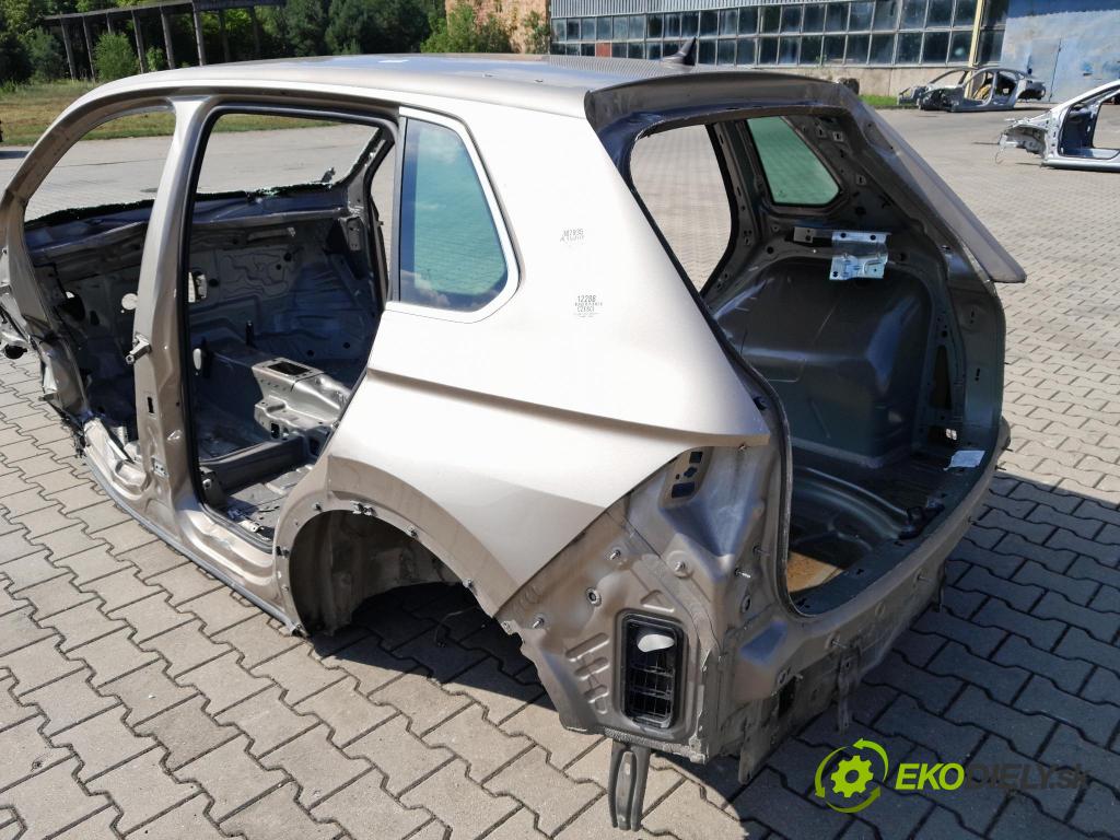 Vw Tiguan 2019 blatnik Zad: Levý: