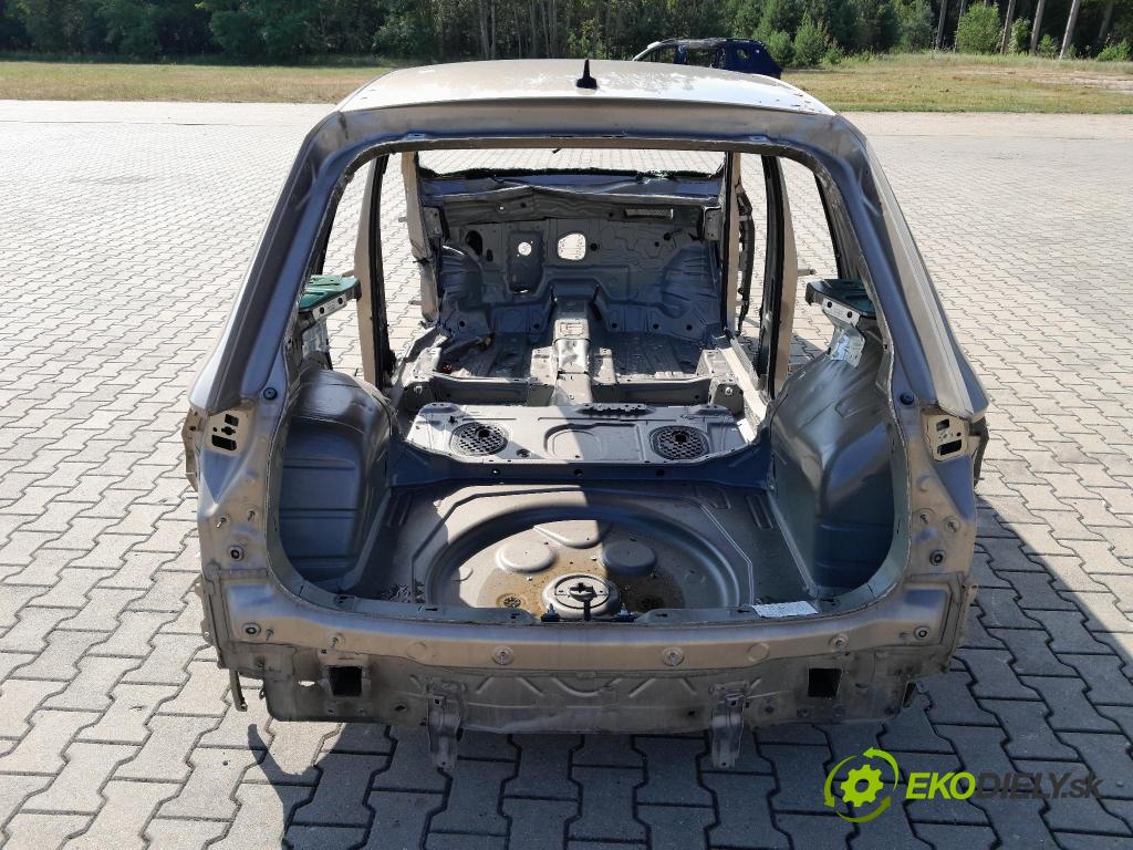 Vw Tiguan 2019 blatnik Zad: Levý: 