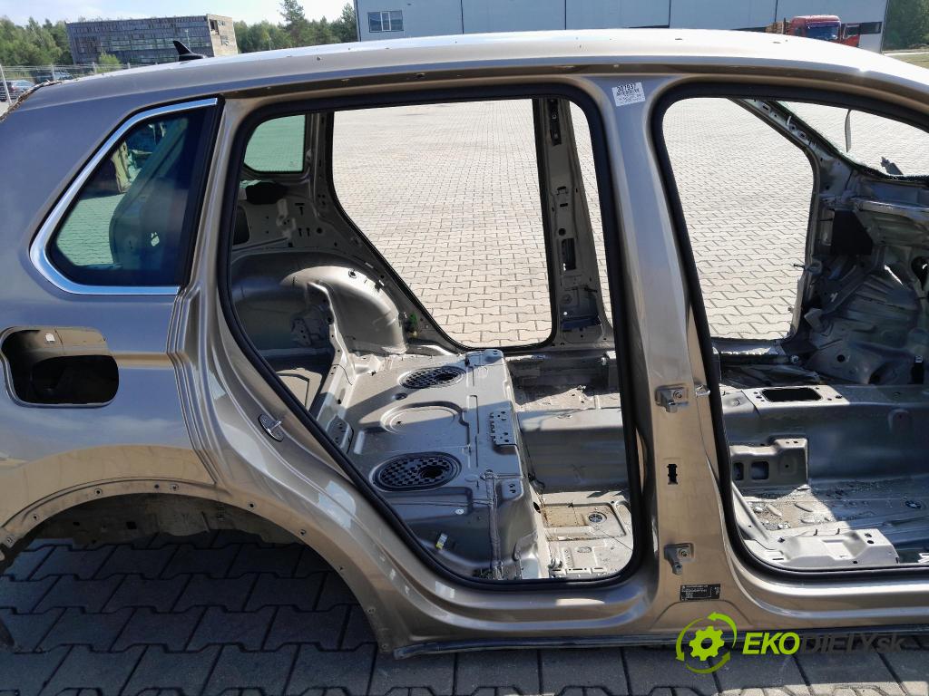 Vw Tiguan 2019 práh v pravo: