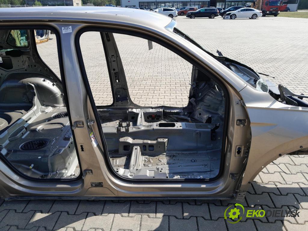 Vw Tiguan 2019 práh v pravo: