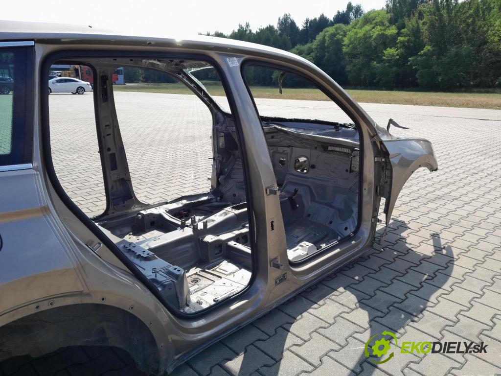 Vw Tiguan 2019 práh v pravo: 