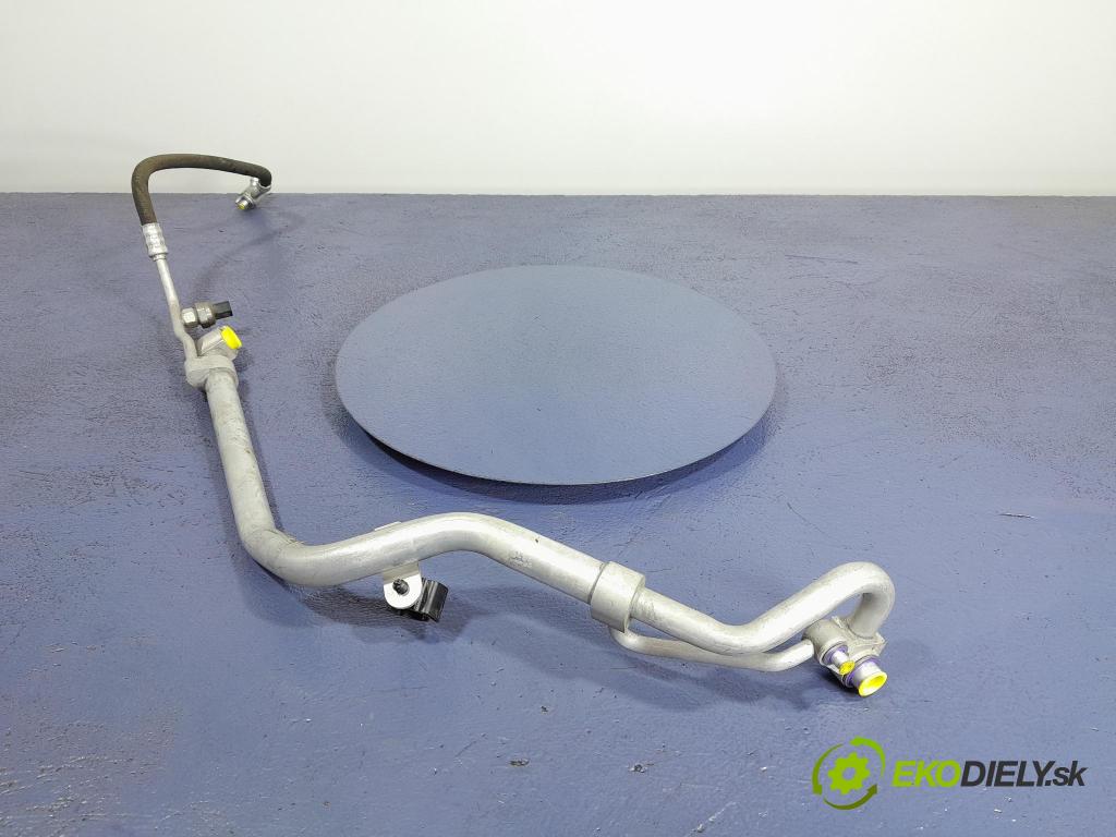 Bmw X3 2020 trubka Klimatizace: 9868407