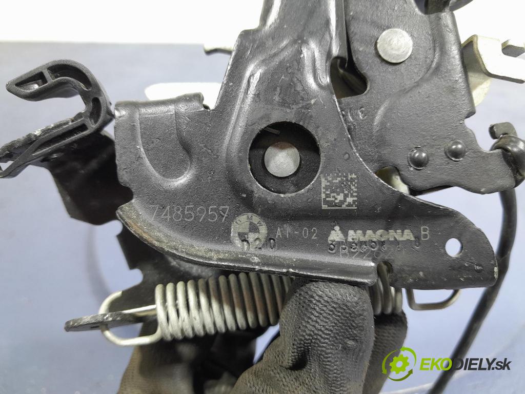 Bmw X3 2020 zámek masky: 7485957