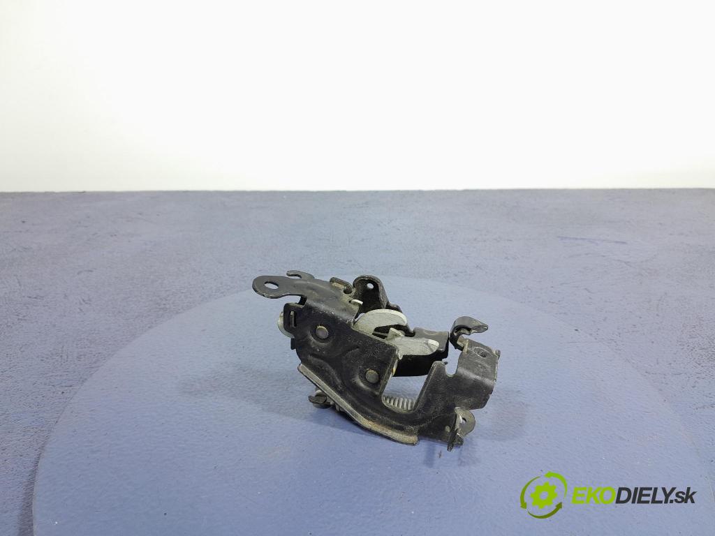 Bmw X3 2020 zámek masky: 7347409