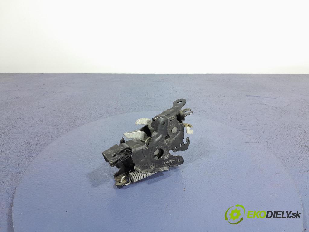 Bmw X3 2020 zámek masky: 7347409