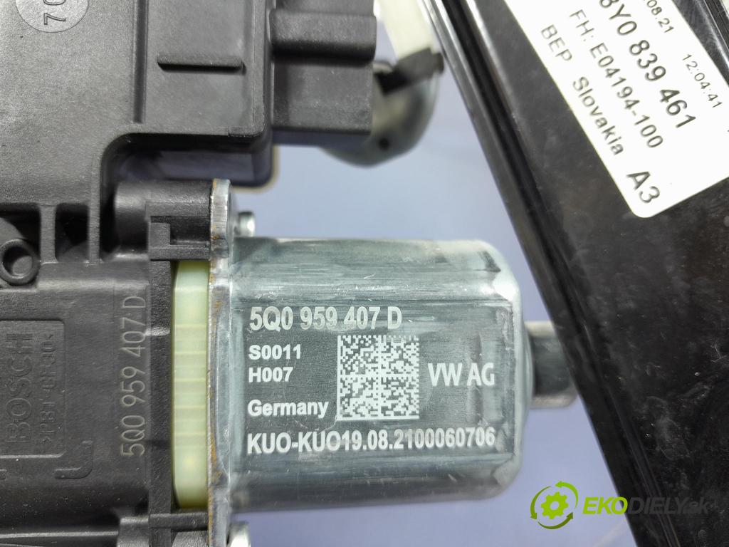 Audi A3 2021 mechanismus stahování Sklenka: Zad: Levý: 8Y0839461