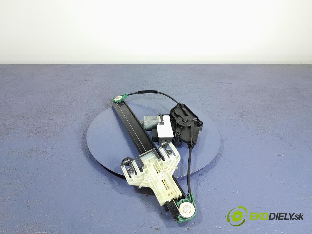 Audi A3 2021 mechanismus stahování Sklenka: Zad: v pravo: 8Y0839462