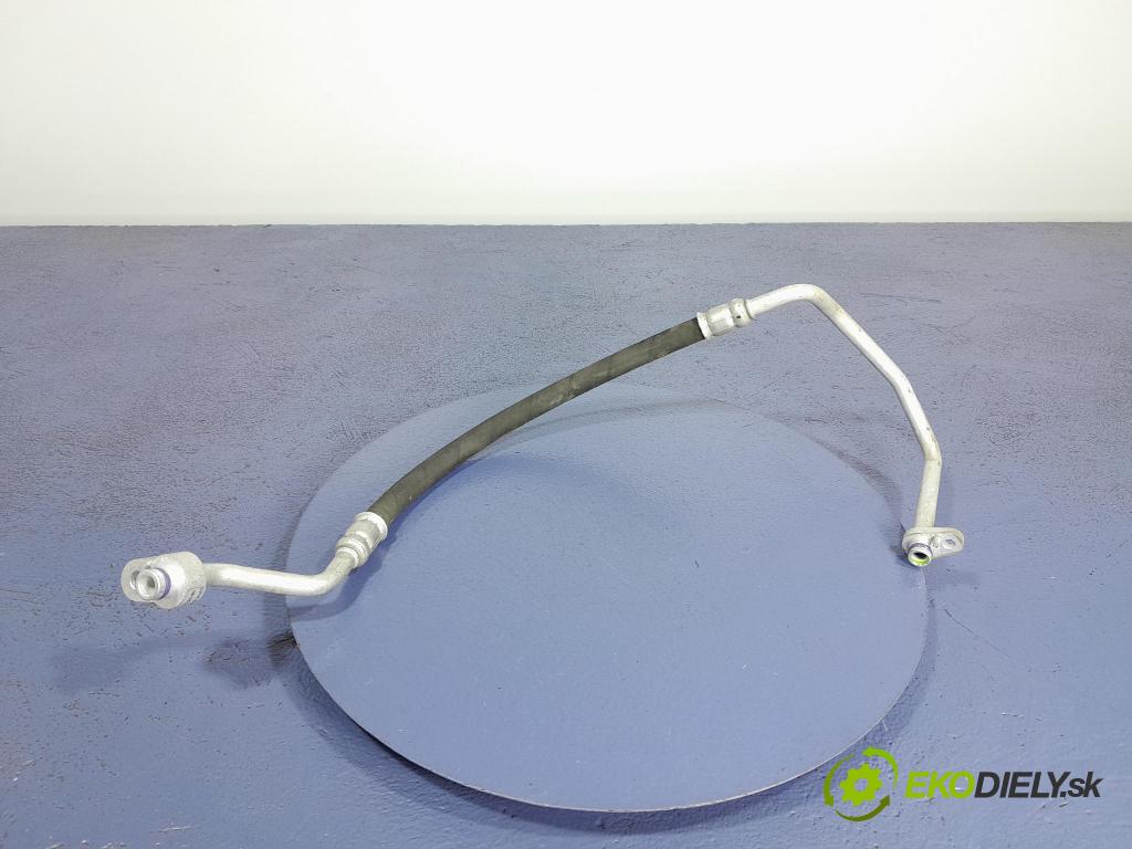 Audi A3 2021 trubka Klimatizace: 5WA816721G
