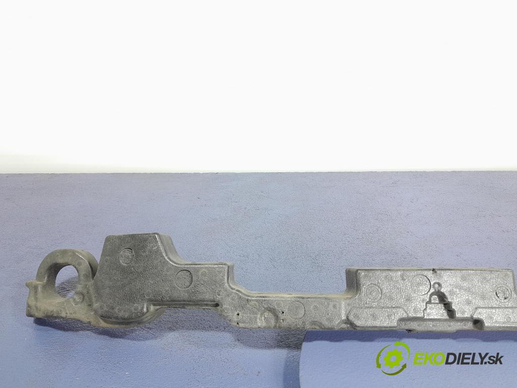 Audi A3 2021 výztuha narazník před 8Y0807550