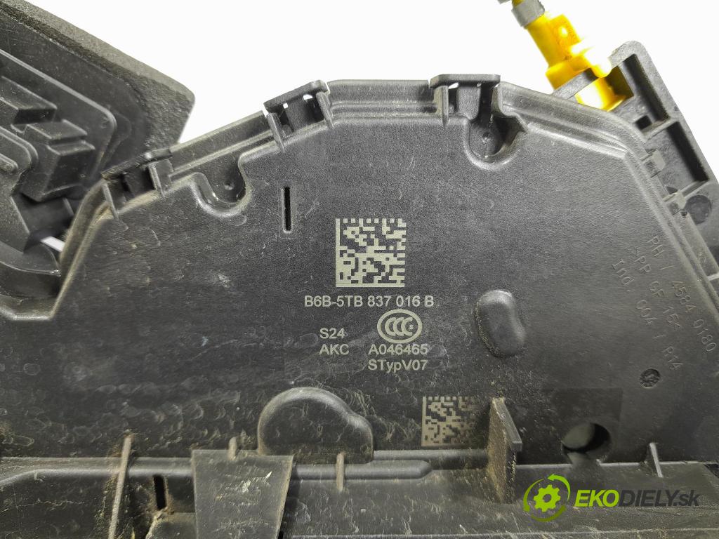 Audi A3 2021 zámek dveře před v pravo: 5TB837016B