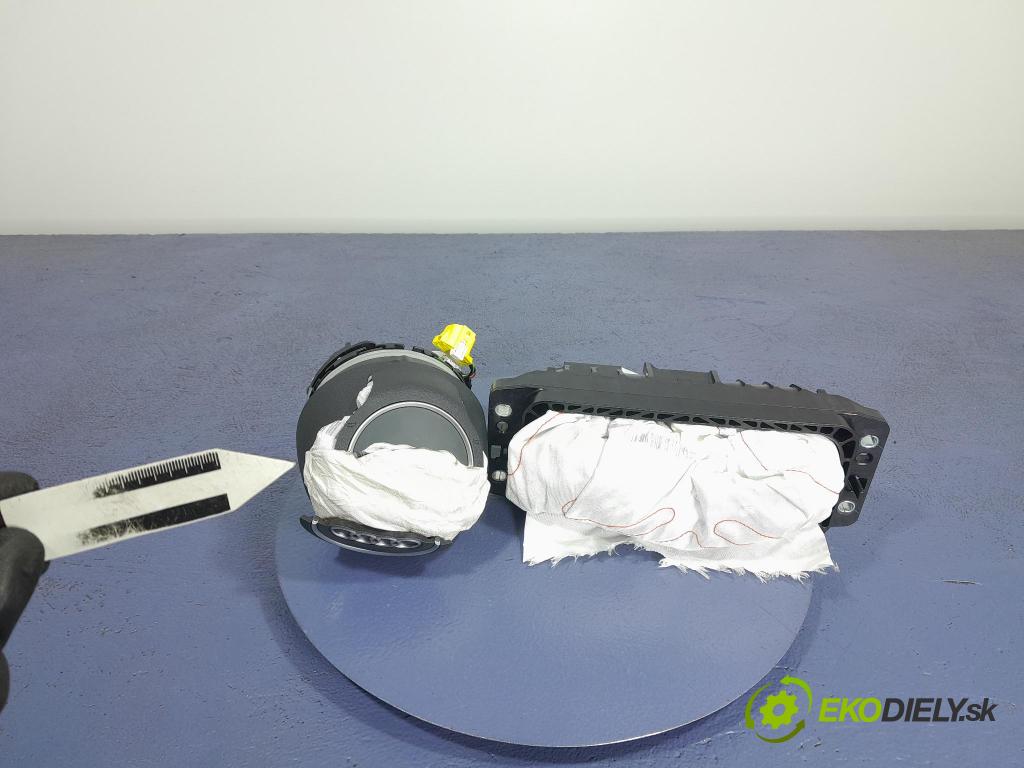 Audi A3 2021 kokpit,pristrojová doska
