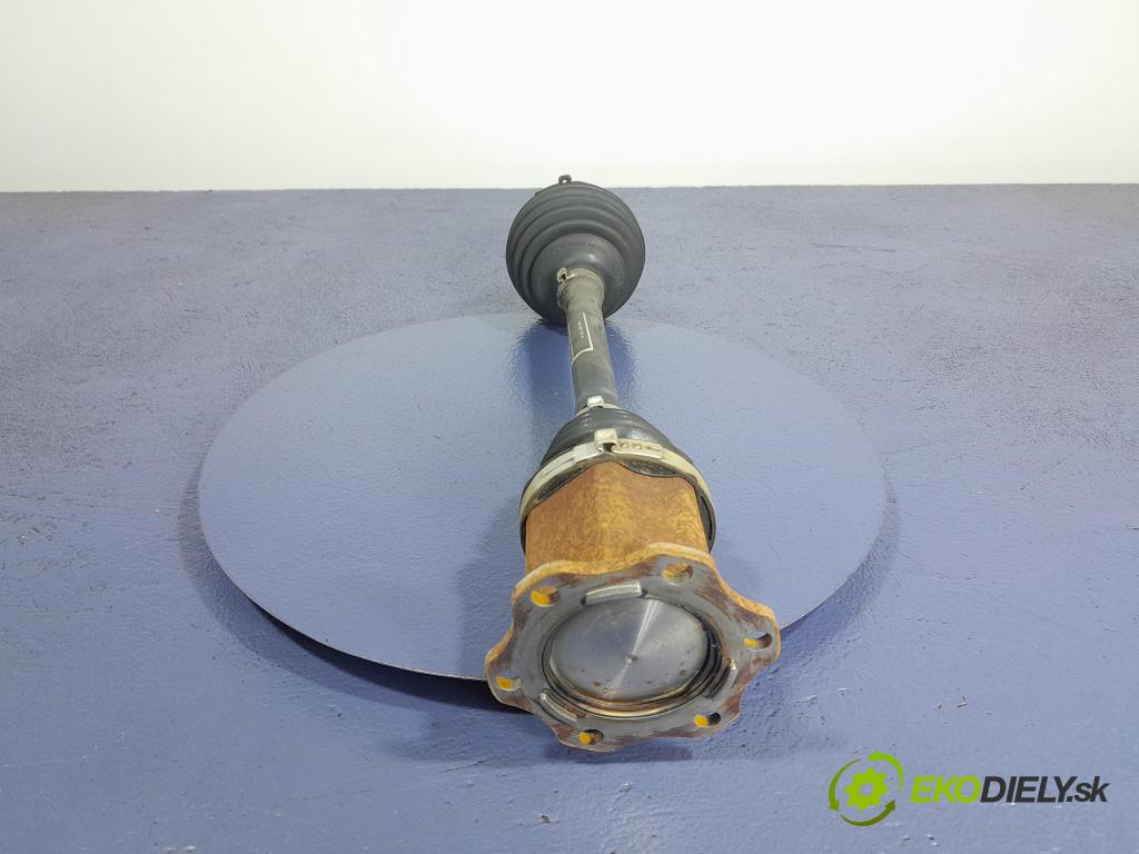 Audi A3 2021 poloos ľavá Predné 2K0407271K