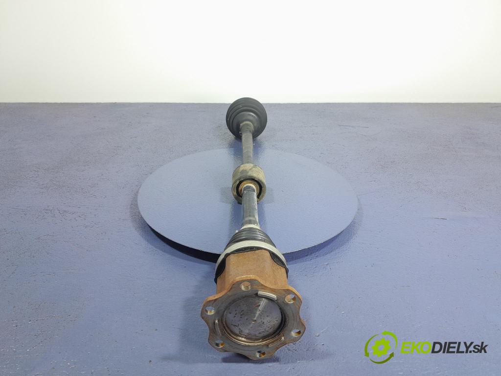 Audi A3 2021 poloos Prava: Predné 5WA407272A