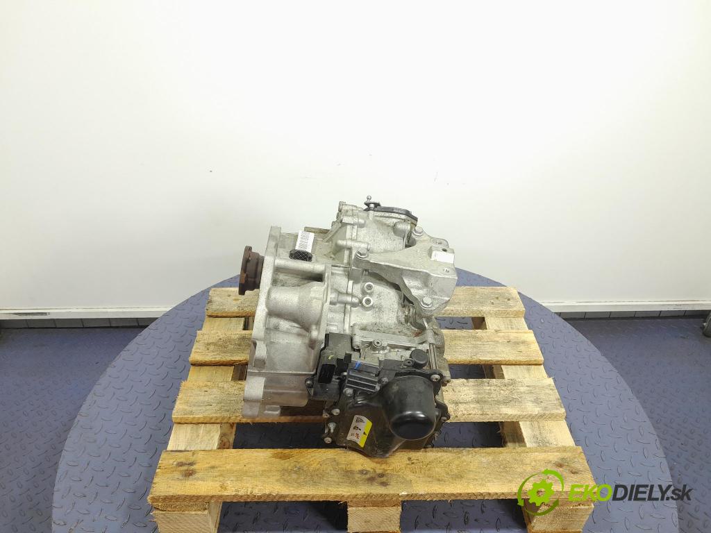 Audi A3 2021 prevodovka automatická URF