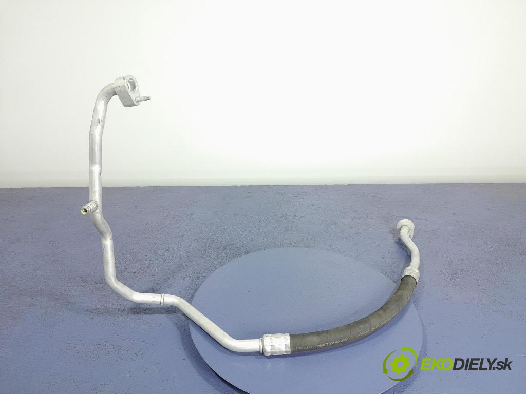 Audi A3 2021 trubka Klimatizace: 5WA816743D