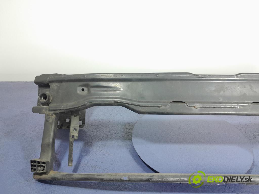 Audi A3 2021 výztuha narazník před 8Y0807109