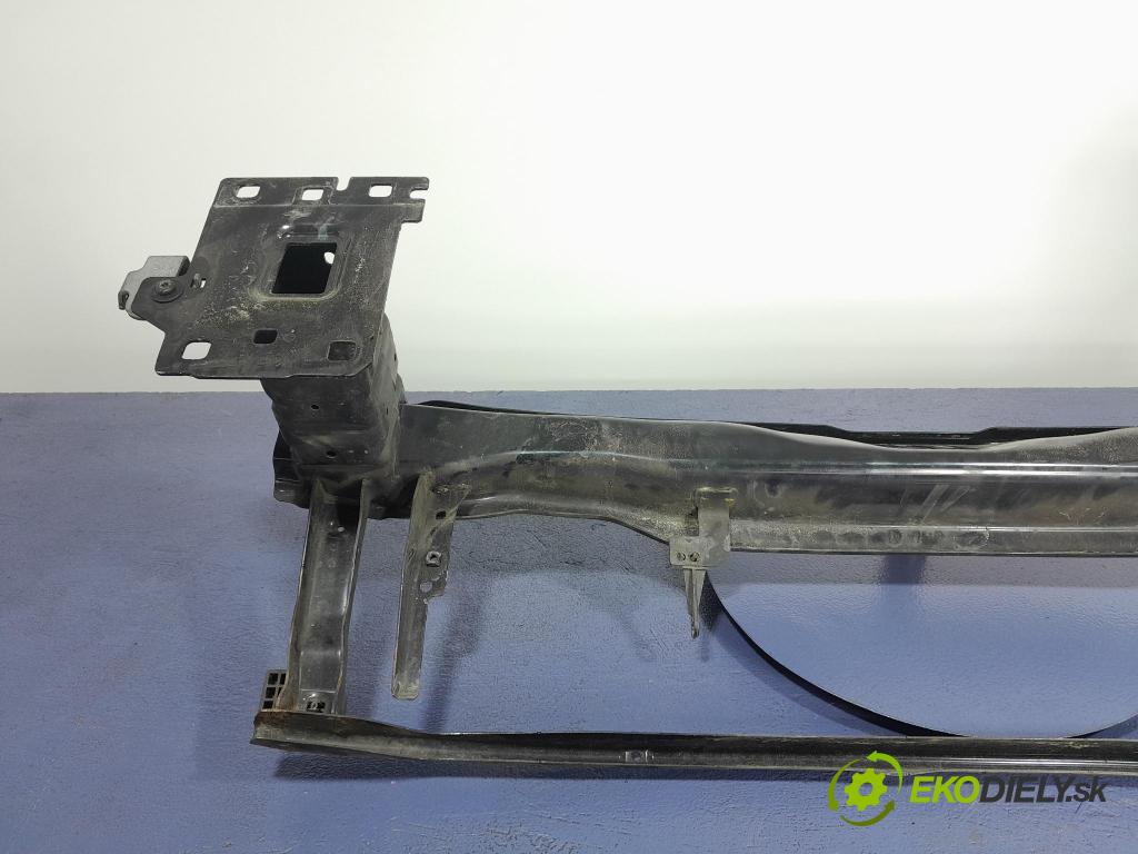Audi A3 2021 výztuha narazník před 8Y0807109