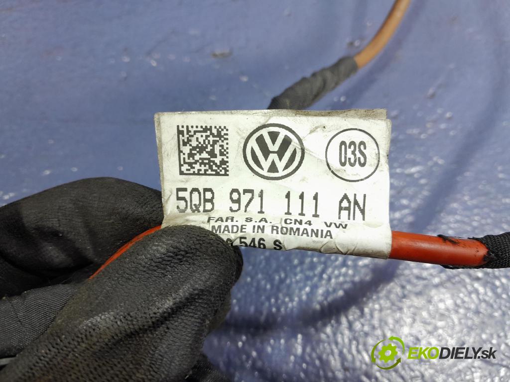 Vw Tiguan 2019 řízení volantu 5Q0910143C