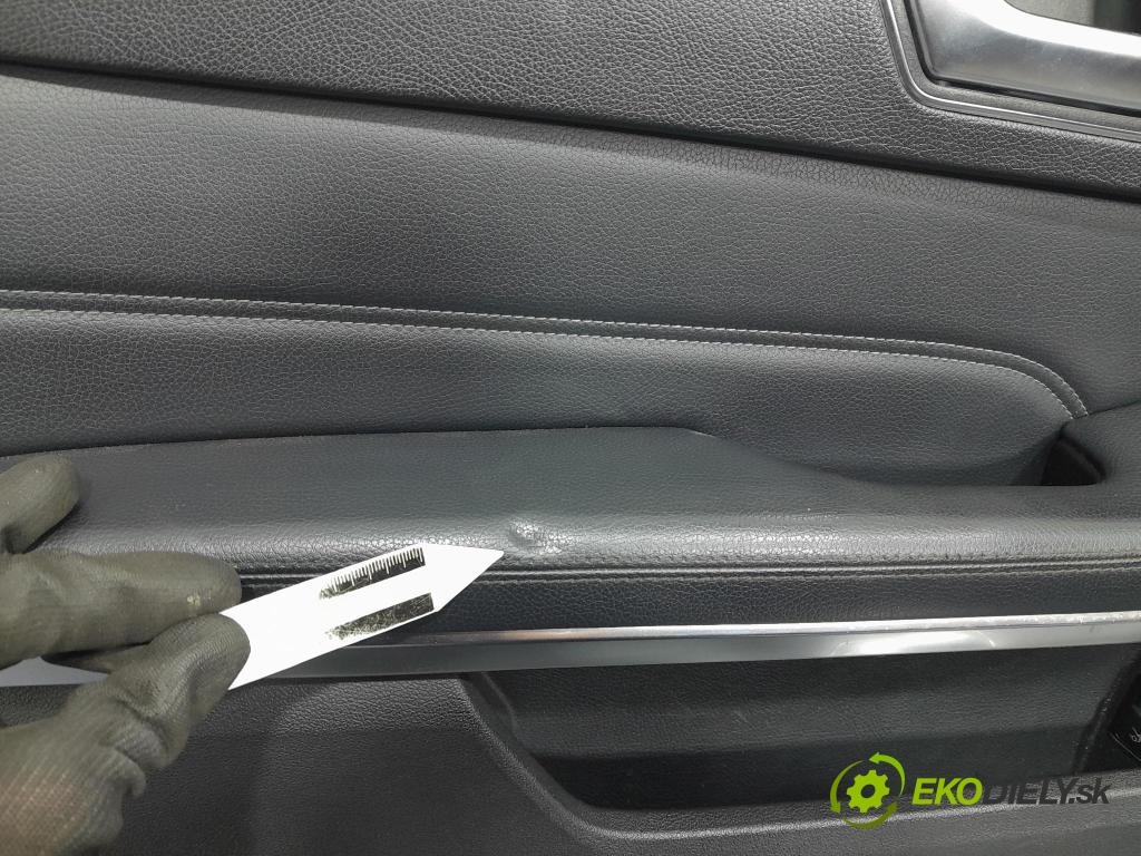 Mercedes E-klasa 2013 sedačke: Soubor. 01