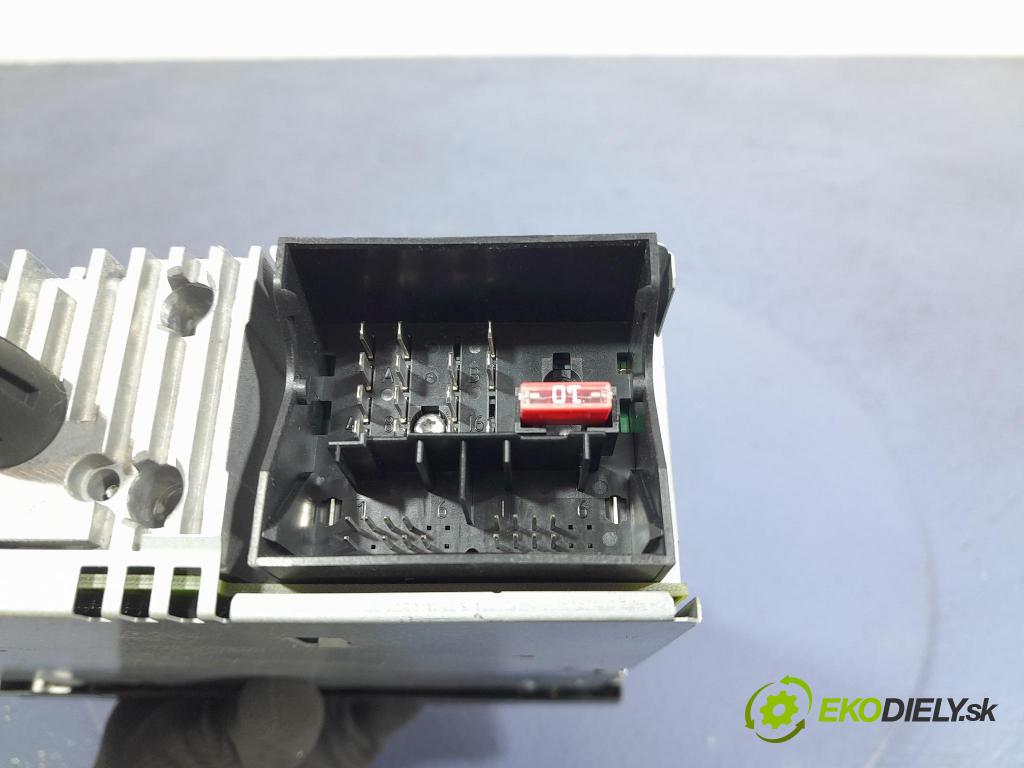 Citroen C4 2007 Radio I Navigácia: 9664769677