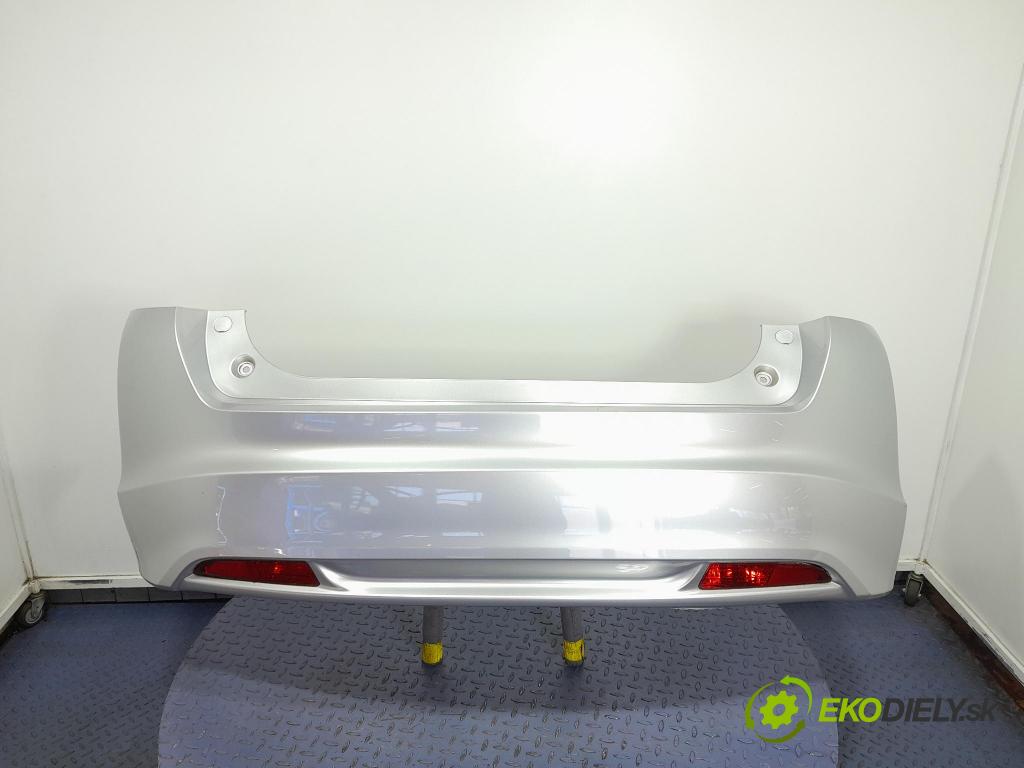 Honda Civic 2012 nárazník Zad: