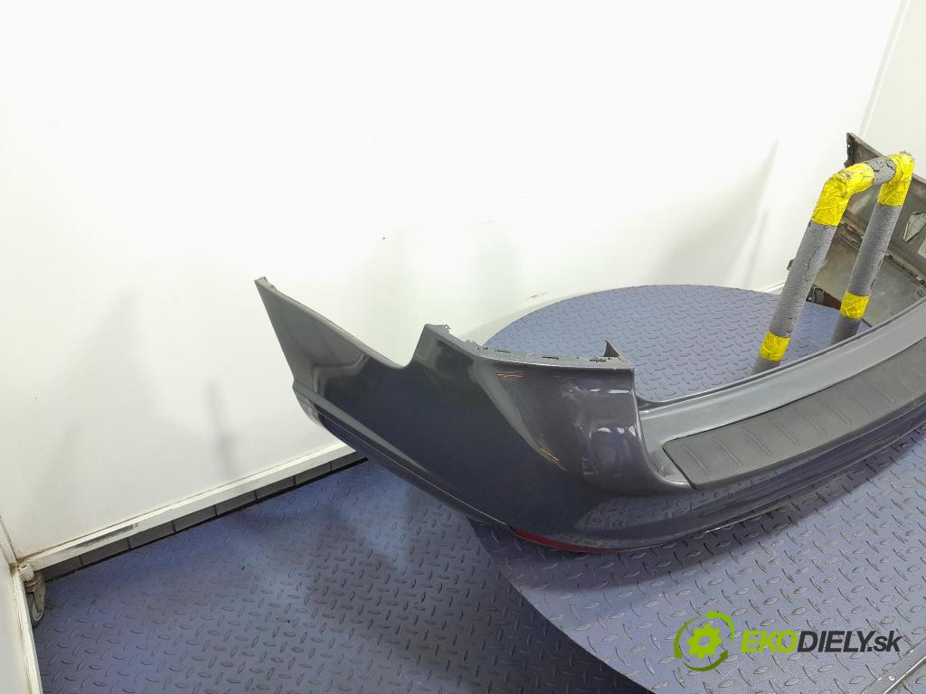 Volvo V50 2011 nárazník Zad: