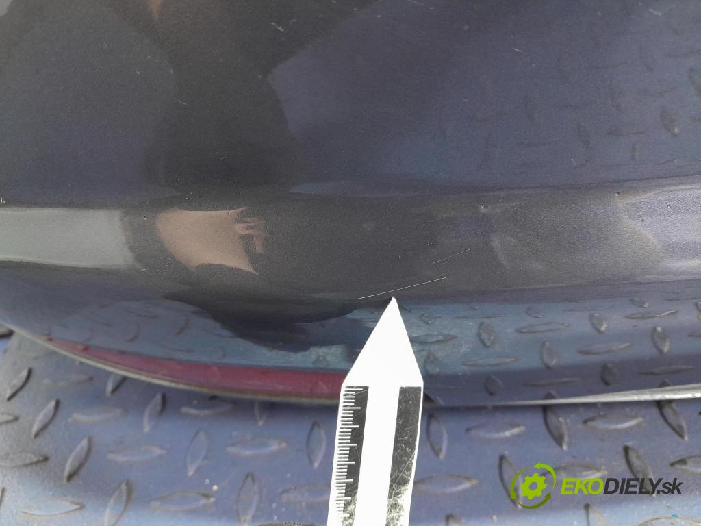 Volvo V50 2011 nárazník Zad:
