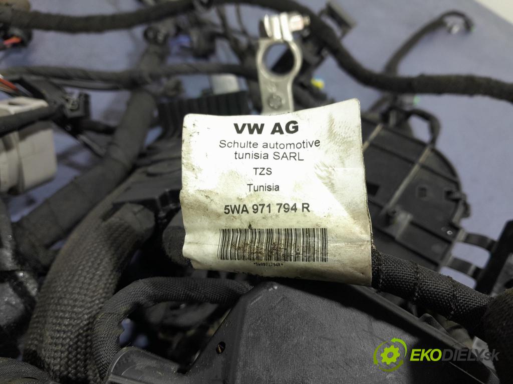 Audi A3 2021 inštalácia Elektrický: