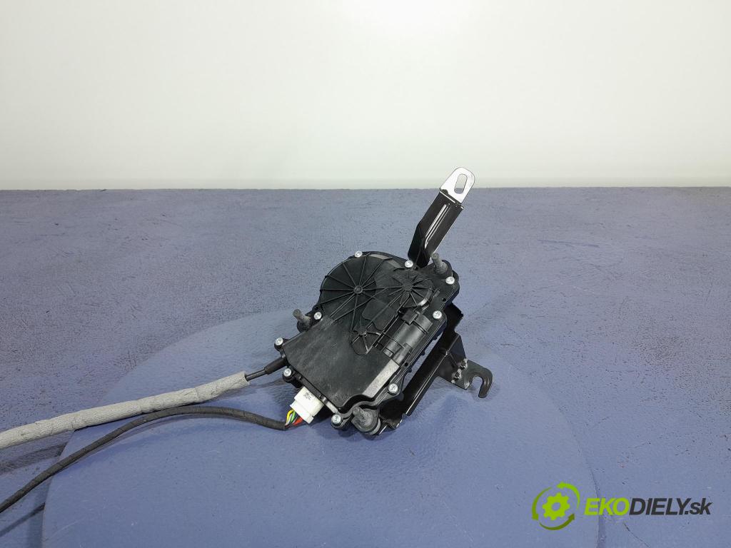 Bmw Seria 3 2017 zámek Klapky: kufr 7397630