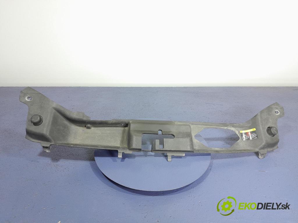 Volvo V50 2011 výztuha Čelní / stěna Přední 31278663