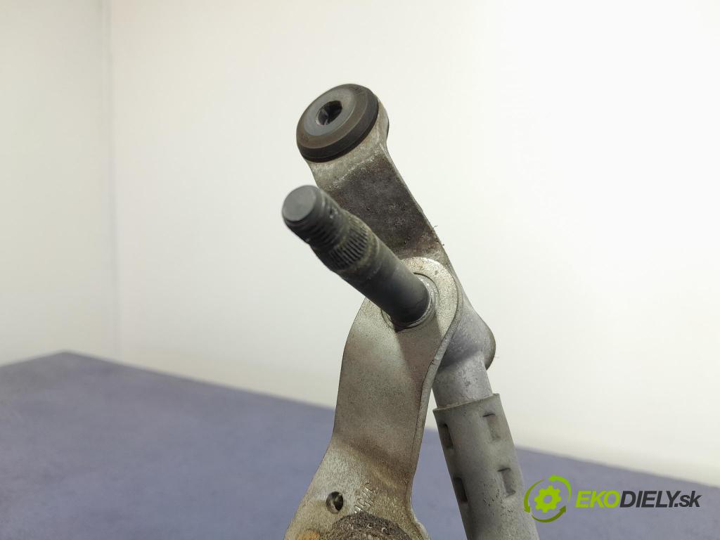 Renault Captur 2016 mechanismus motorek Stěrače: před 288008337R