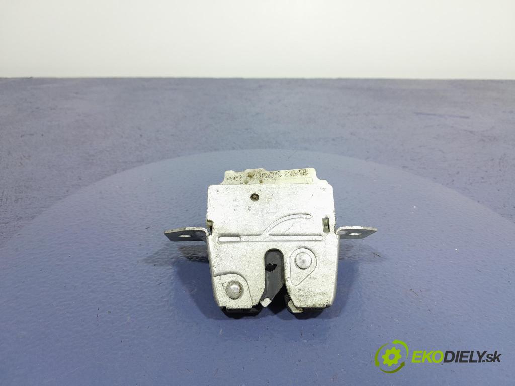 Mercedes A-klasa 2005 zámek Klapky: kufr A169740035