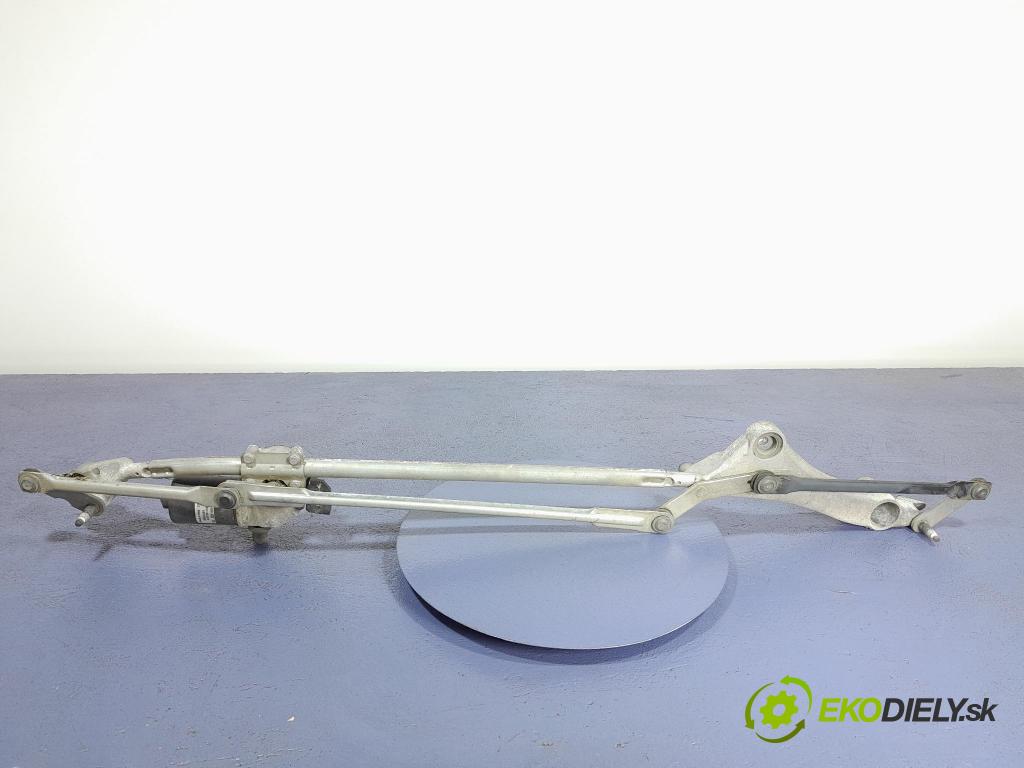 Mercedes A-klasa 2005 mechanismus motorek Stěrače: před