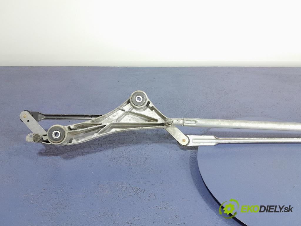 Mercedes A-klasa 2005 mechanismus motorek Stěrače: před 