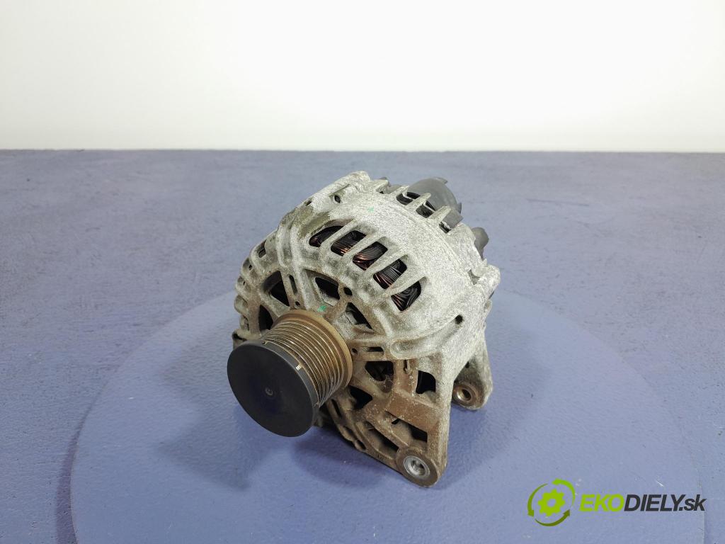 Renault Captur 2016 Alternator 231007842R