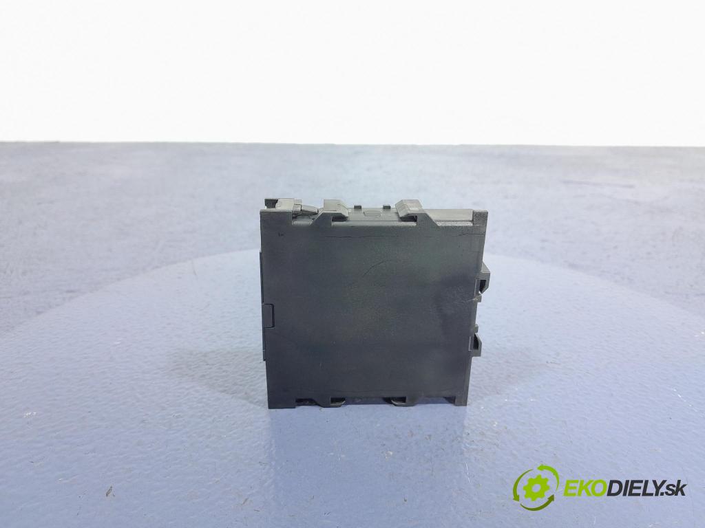 Toyota Auris 2017 snímač / riadiaca jednotka PDC 89340-02110