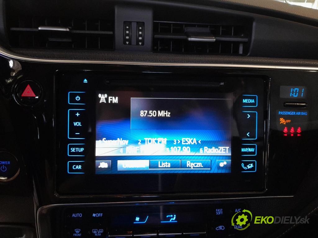 Toyota Auris 2017 Radio I Navigácia: 86140-02360